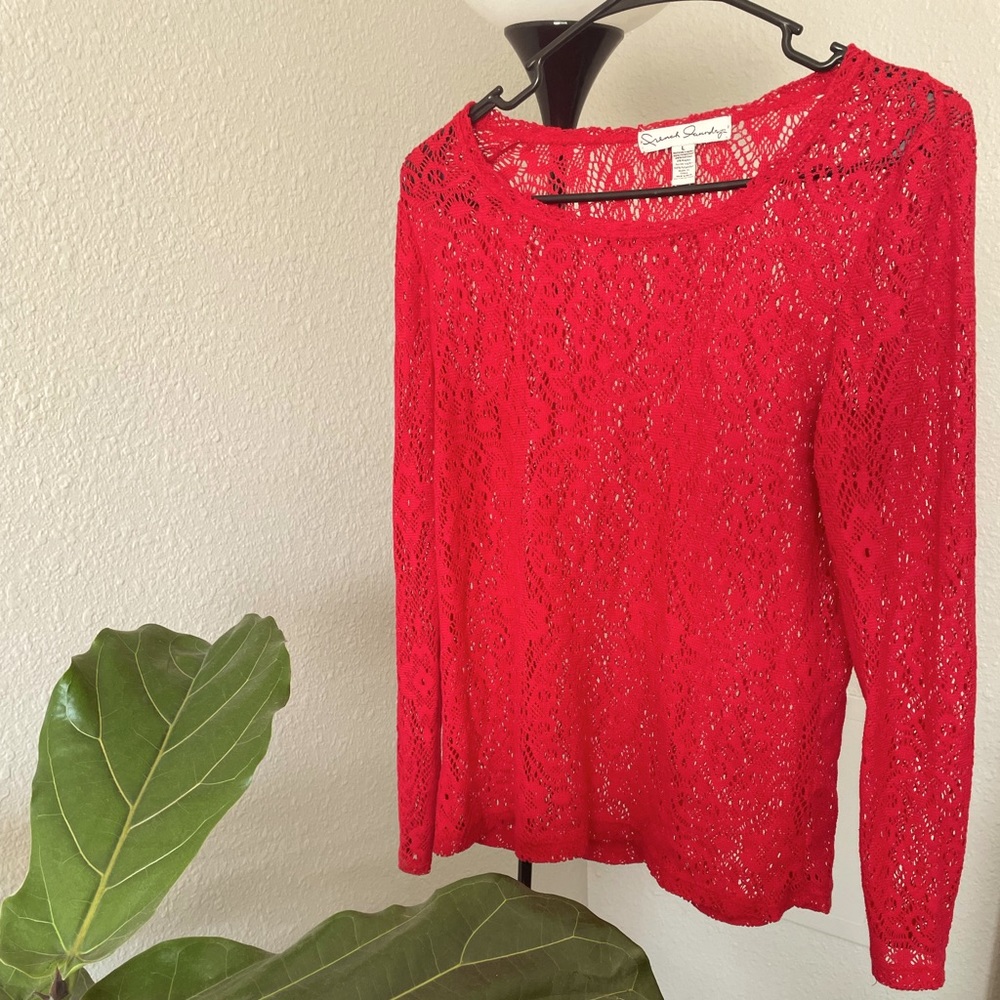 French Laundry doily styled blouse